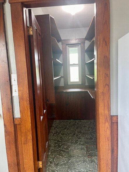 Pantry - 348 Rollstone St