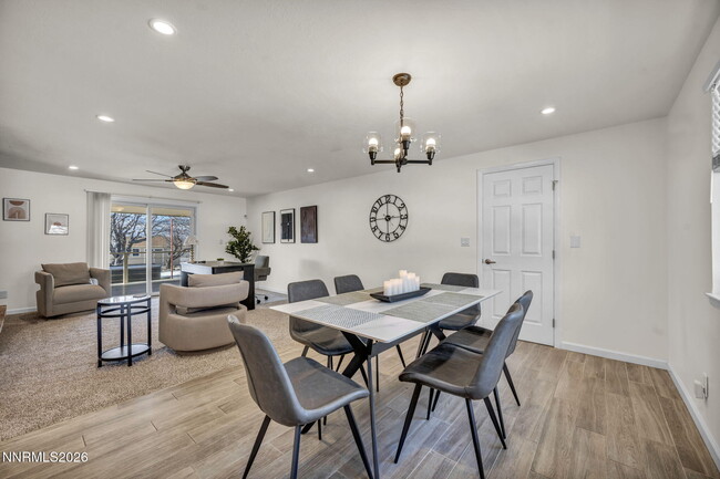 Building Photo - 13785 Kewanna Trail