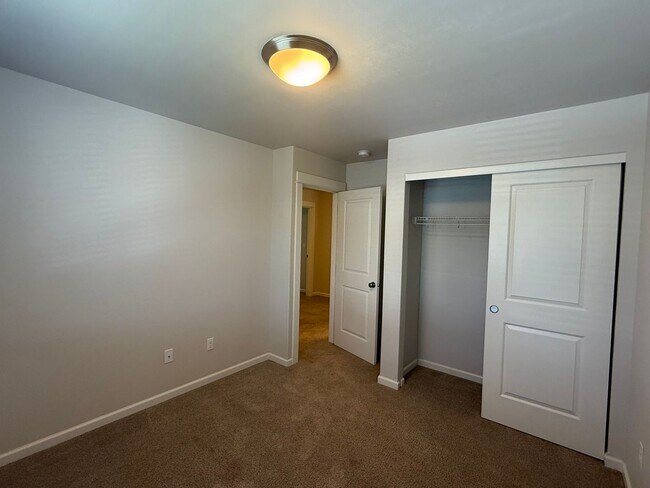 Building Photo - 61565 SE Alstrup Rd