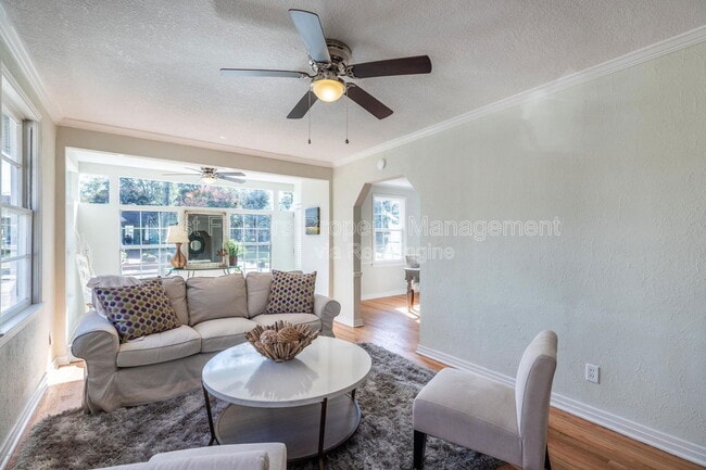 Building Photo - 4547 Post St