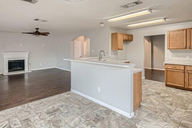 Building Photo - 1021 Bainbridge Ln