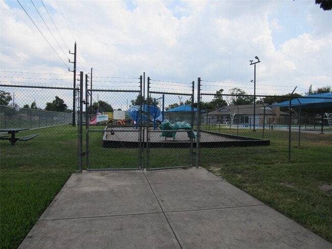 Building Photo - 7623 Silver Cloud Ln