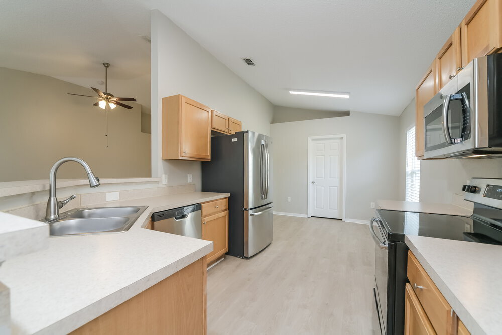 Building Photo - 3235 Hunters Chase Loop