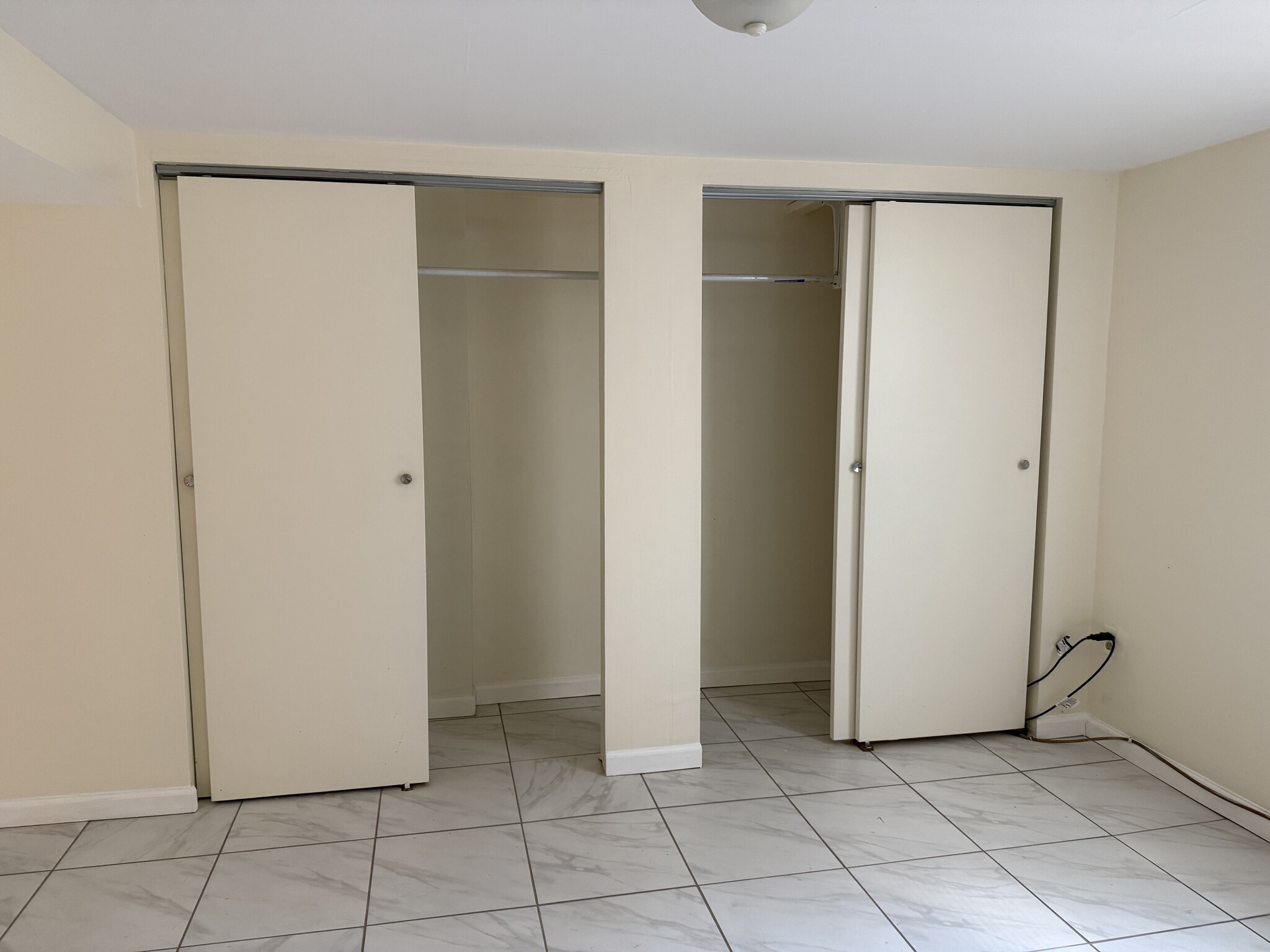 Bedroom #1 Walk-In Closet - 5406 Newby Ave