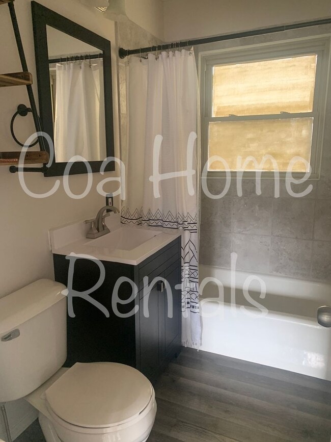 Building Photo - Derby Kansas