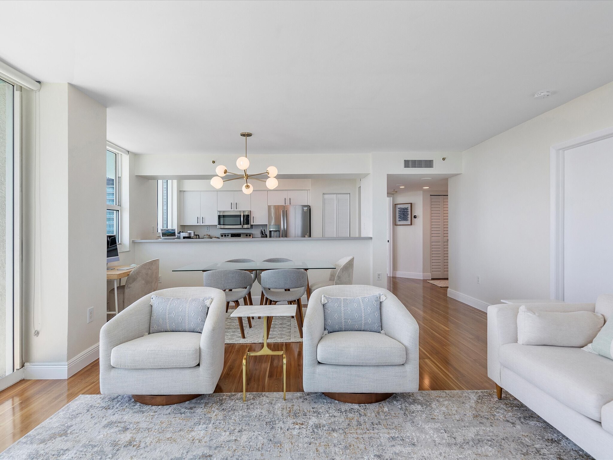 Building Photo - 650 West Ave