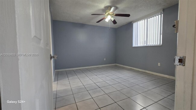 Building Photo - 10090 NW 80th Ct