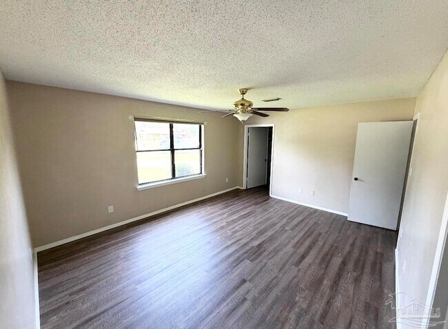 Building Photo - 7811 Deborah Dr