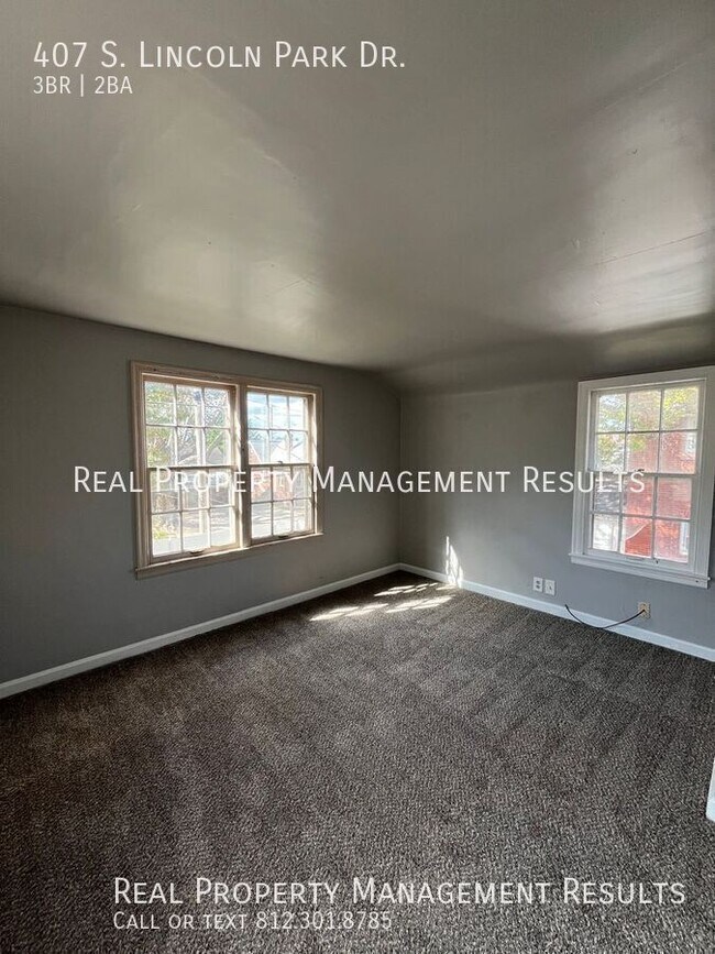 Building Photo - 407 S Lincoln Park Dr