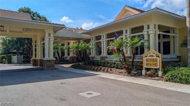 Building Photo - 3080 Meandering Way