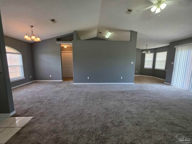 Building Photo - 6024 Yellow Rose Dr