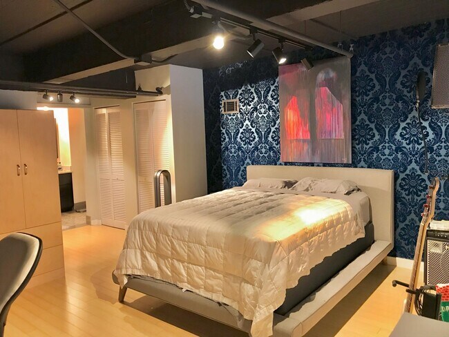 Building Photo - 239 Rep John Lewis Way N