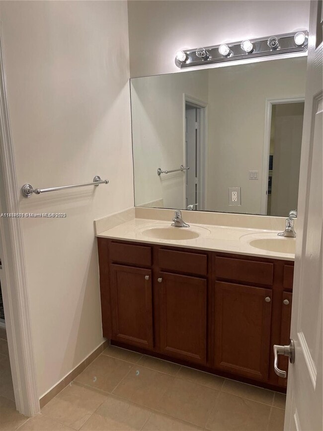 Building Photo - 15382 SW 173rd Ln