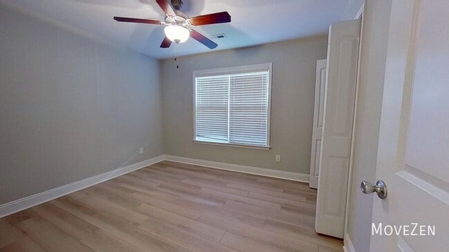 Building Photo - 2419 Red Maple Cir