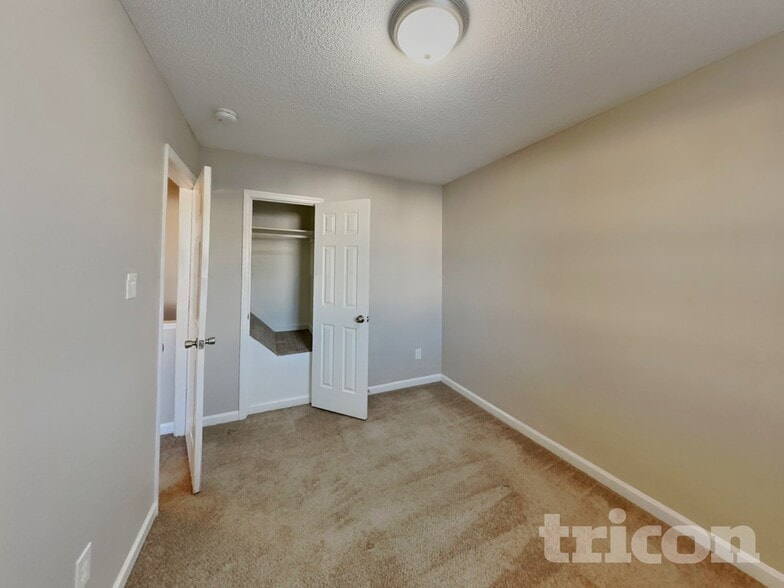 Building Photo - 4813 Windbreak Ln