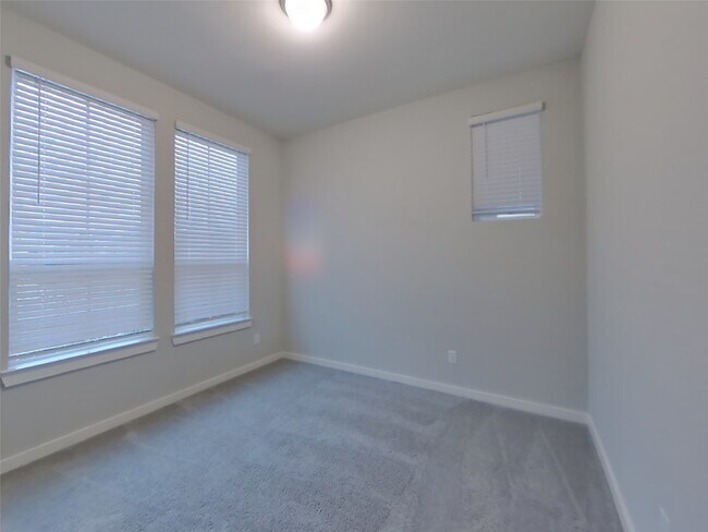 Building Photo - 2330 Cohorn Trl