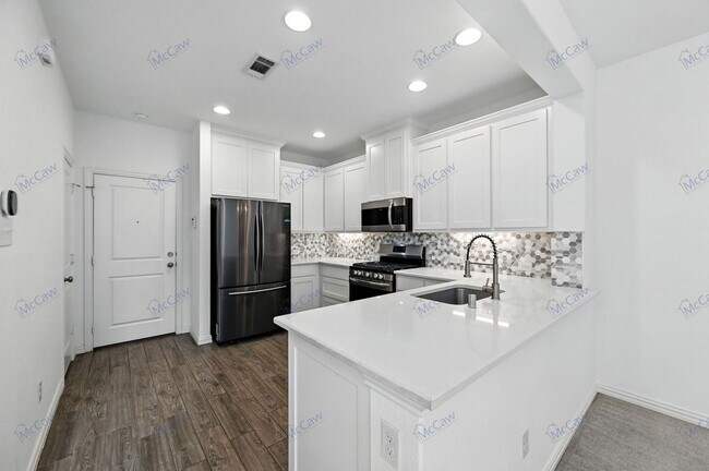Building Photo - 4270 Cascade Sky Dr