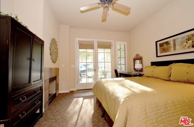 Building Photo - 77713 Tradition Dr