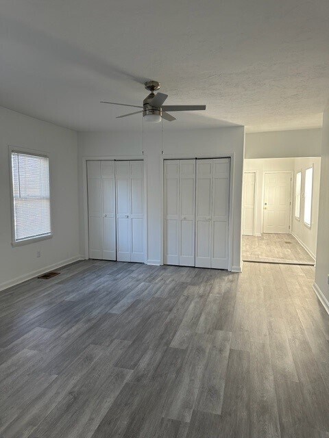 Building Photo - 6 Mayhew St