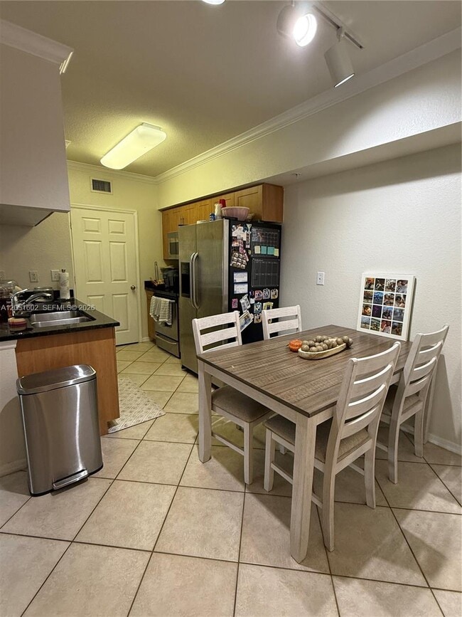 Building Photo - 6466 Emerald Dunes Dr