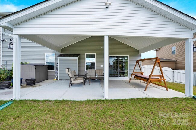 Building Photo - 7278 Waterwheel St SW