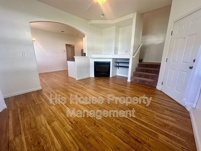 Building Photo - 6345 Chardonnay St