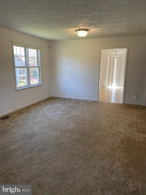 Building Photo - 308 4th St