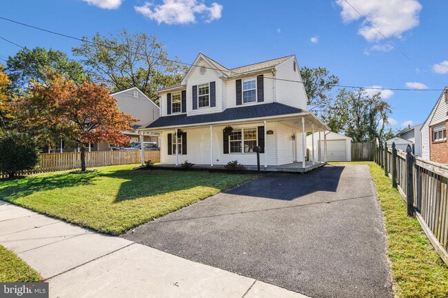 Building Photo - Charming 4-Bedroom Colonial with Modern Up...