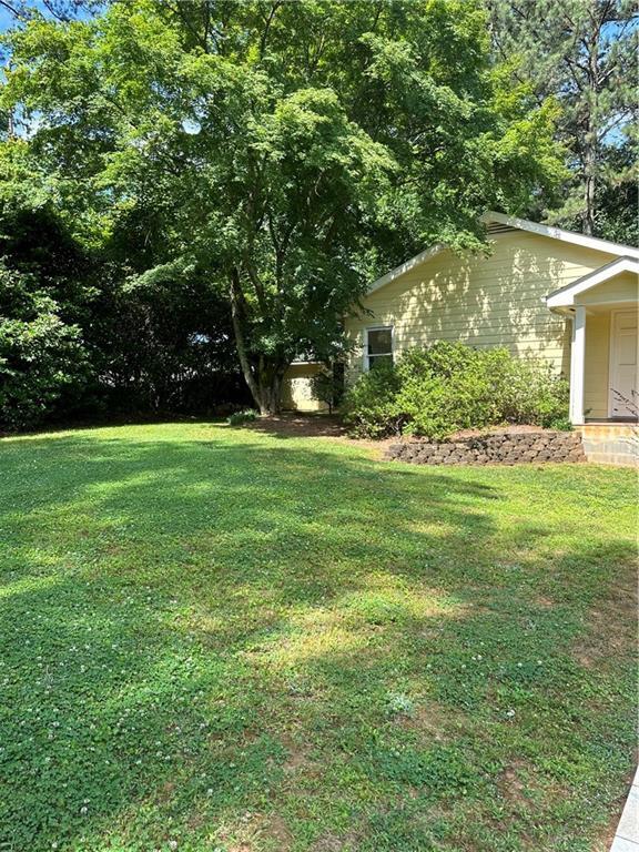 Building Photo - 2705 Shadow Pine Dr