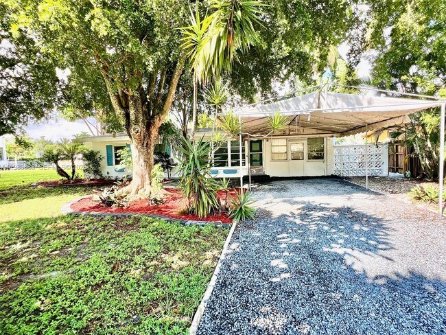 Building Photo - 2507 Andros Ln