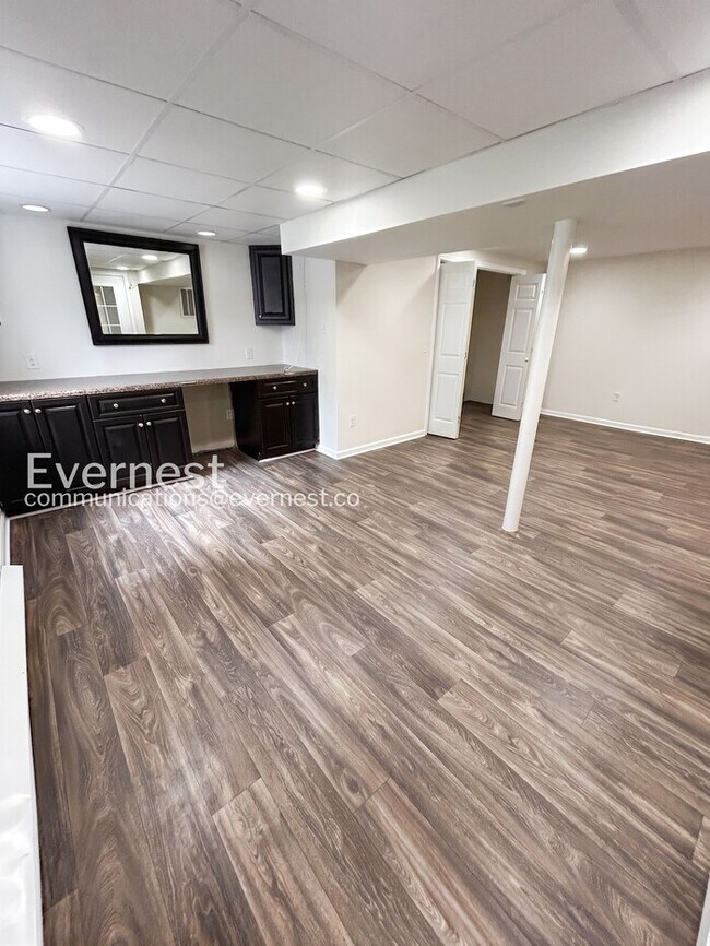 Building Photo - 4303 Whippoorwill Dr