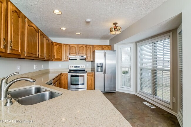 Building Photo - 5507 Woodcross Pl