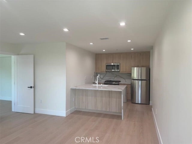 Building Photo - 2844 Fairmount Ave