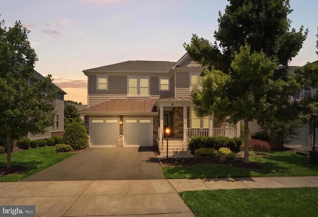 Building Photo - 42522 Stratford Landing Dr