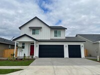 Building Photo - 4 Bed 2.5 Bath Home! Located near the Ridgefield Outdoor Recreation Center, equestrian facilities...