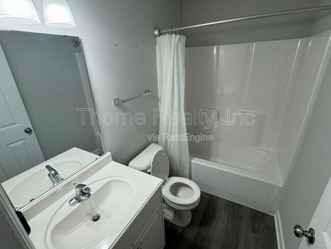 Building Photo - 2414 Heath Ln