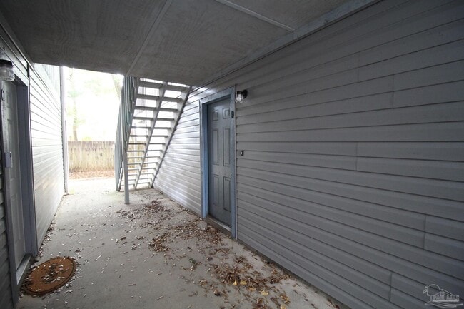 Building Photo - 7116 Pearson Rd