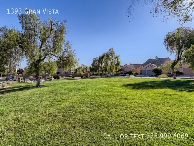 Building Photo - 1393 Gran Vista Ave