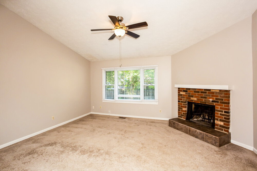 Building Photo - 5723 Ensenada Ave