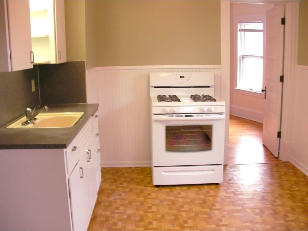 Building Photo - 3240 Pillsbury Ave S