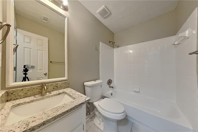 Building Photo - 3944 Riverstone Dr