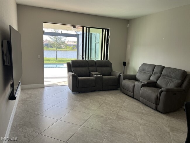 Building Photo - 12048 Westmoreland Way