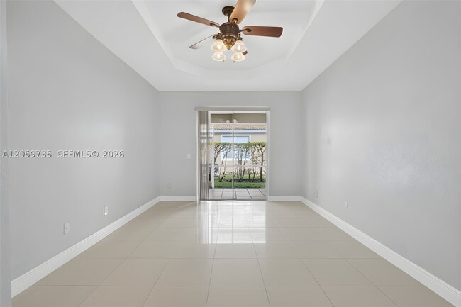 Building Photo - 2151 Umbrella Cay