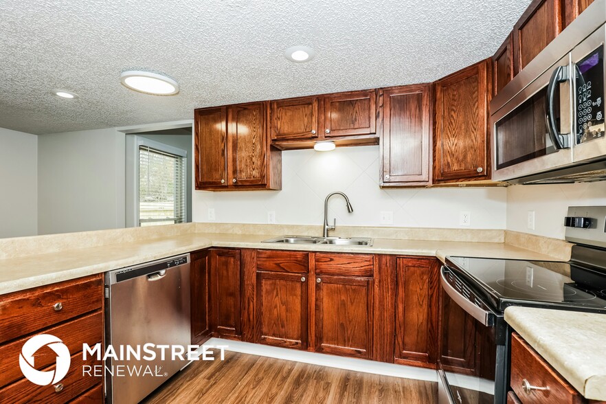 Building Photo - 405 Montego Cove