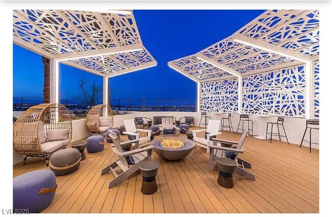 Building Photo - 9241 Hudson Yards Ct