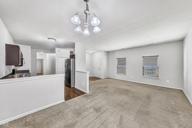 Building Photo - 12030 Zircon Ln