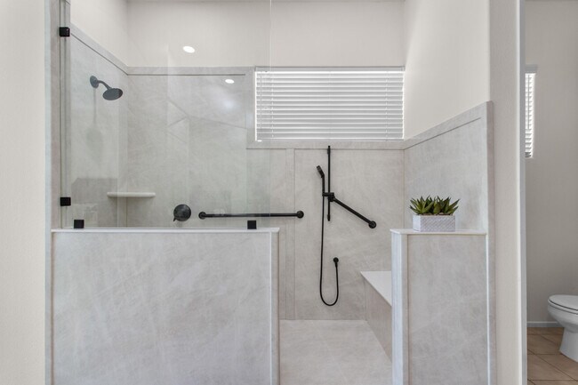 Building Photo - 74629 Lavender Way