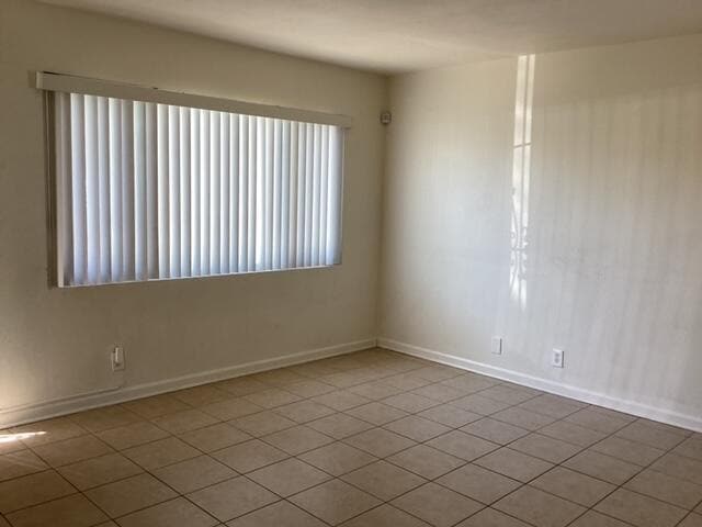Building Photo - 44257 Beech Ave