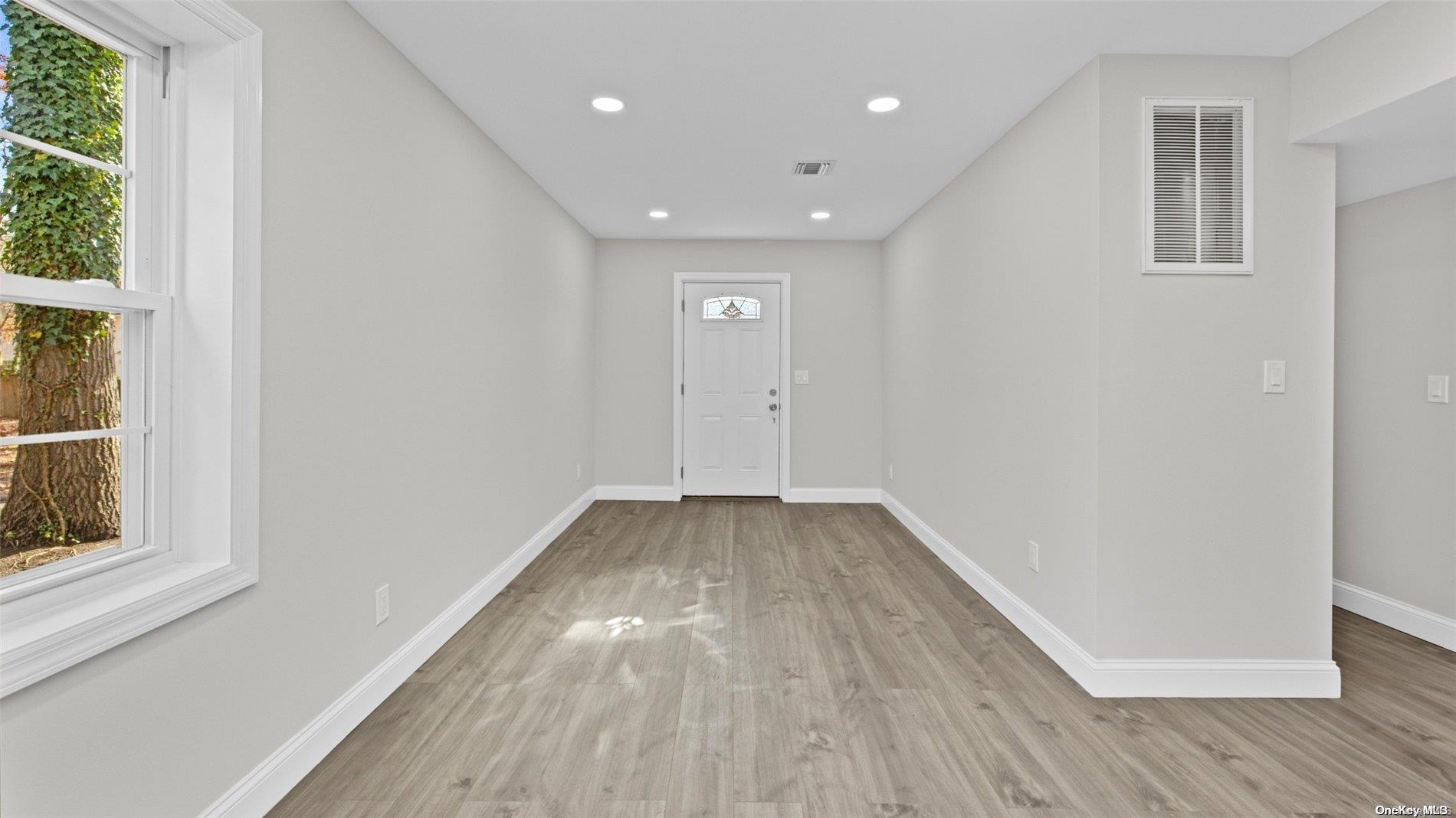 Building Photo - 18 Canine Rd