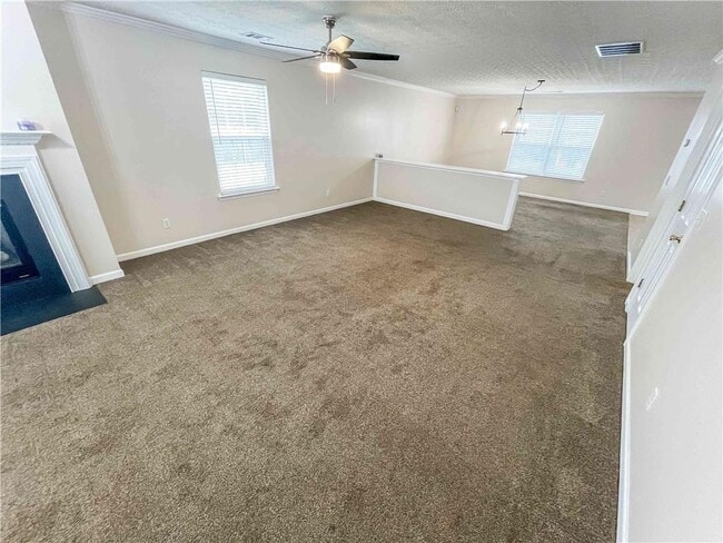 Building Photo - 6205 Tree Ridge Dr N W